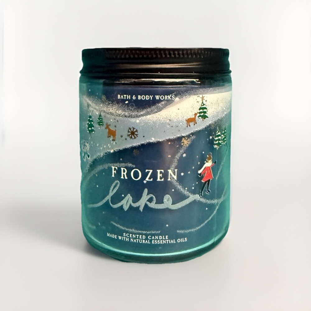 Bath & Body Works SINGLE WICK CANDLE - FROZEN‎ LAKE - NEW